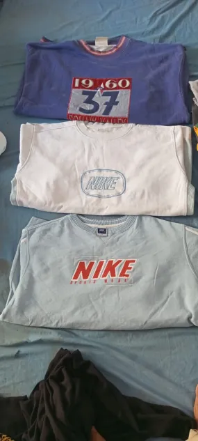 Brand.sweatshirts.