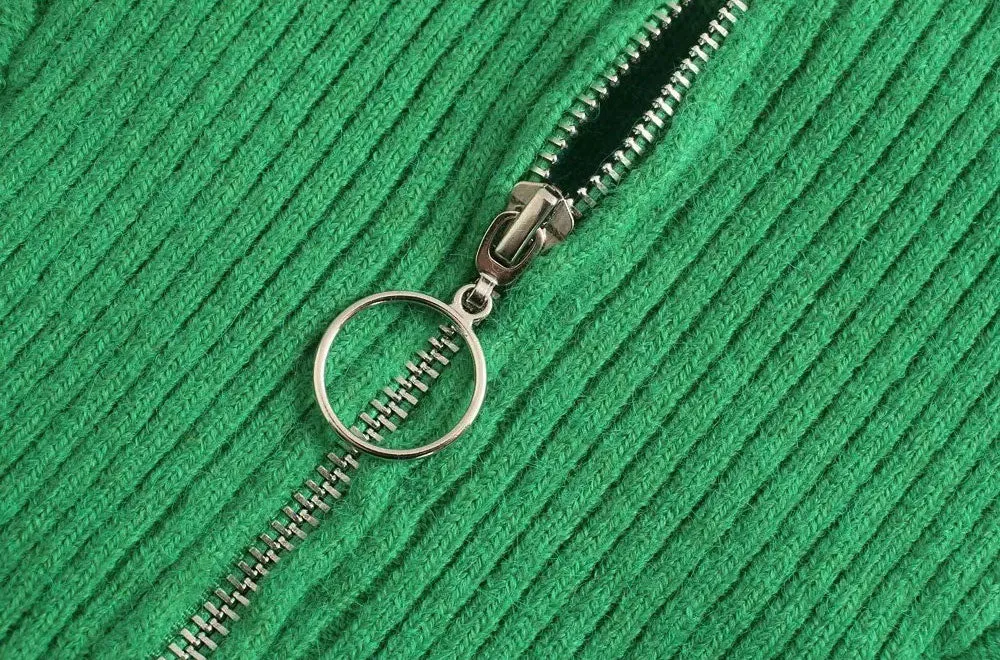 KNIT SWEATER WITH ZIP-UP