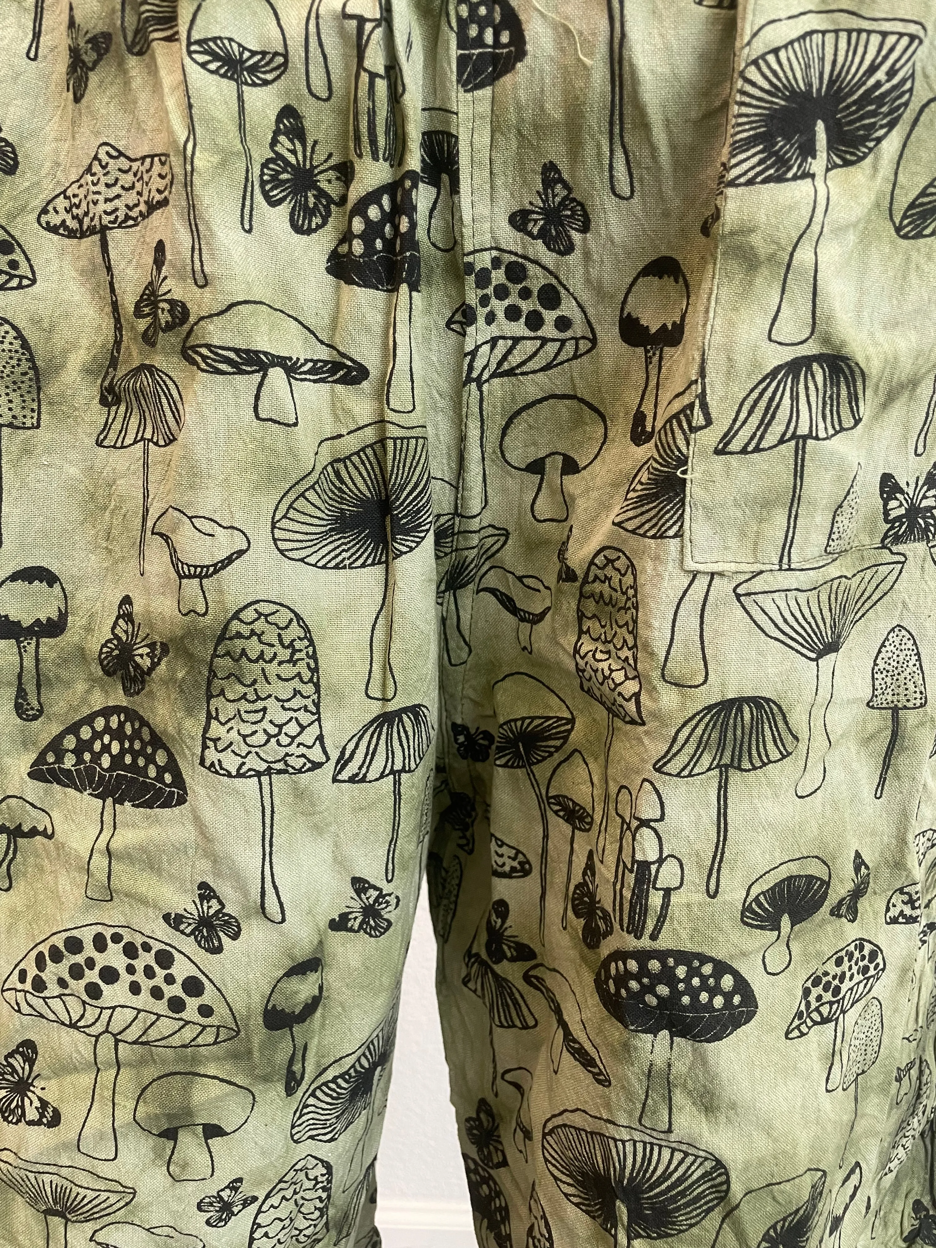 Mushroom print cotton unisex summer hippie festival shorts